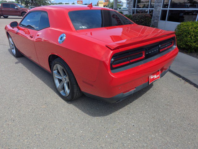 Used 2015 Dodge Challenger R/T w/ Quick Order Package 28B R/T RWD image 3