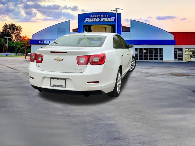 Used 2016 Chevrolet Malibu LTZ FWD image 7