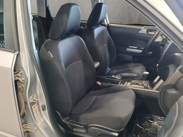 Used 2012 Subaru Forester 2.5X Premium w/ Popular Pkg 3 AWD/4WD image 18
