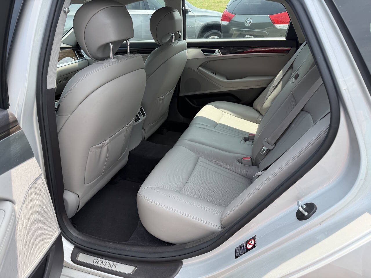 Used 2019 Genesis G80 3.8 AWD/4WD image 15