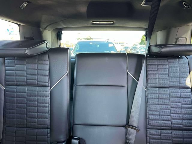 Certified 2025 Cadillac Escalade ESV Sport Platinum w/ LPO, ONYX Package AWD/4WD image 12