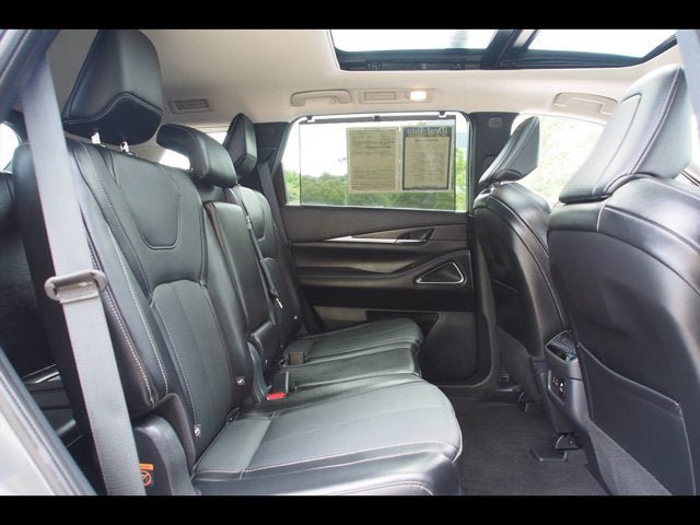 Used 2023 INFINITI QX60 Sensory w/ Vision Package FWD image 13