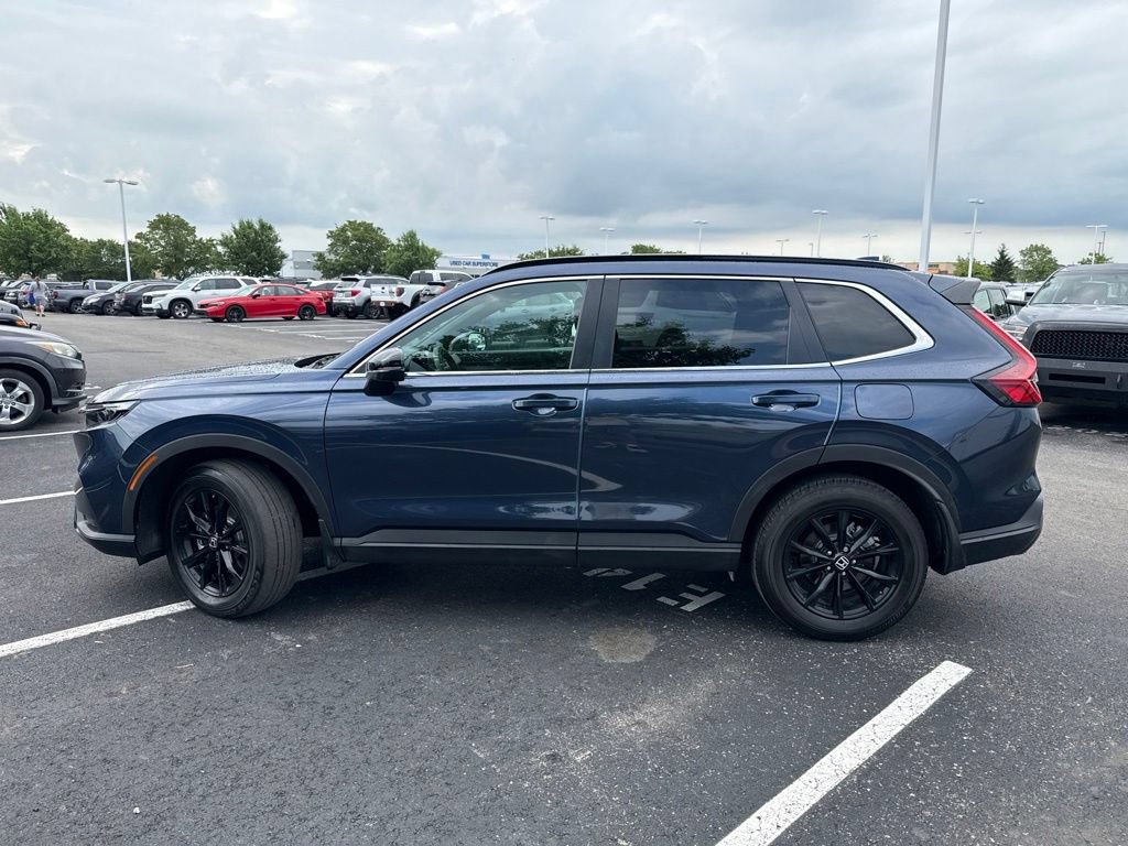 Used 2025 Honda CR-V Sport image 8