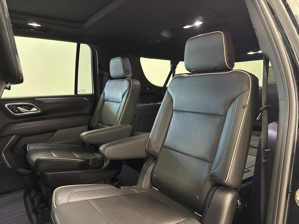 Used 2021 GMC Yukon XL SLT w/ SLT Premium Package AWD/4WD image 10
