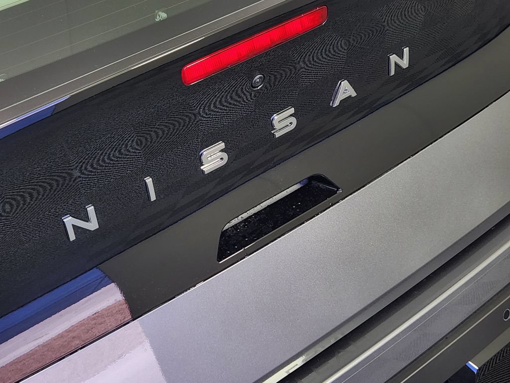 New 2026 Nissan Leaf SV+ w/ Illuminated Package FWD image 9