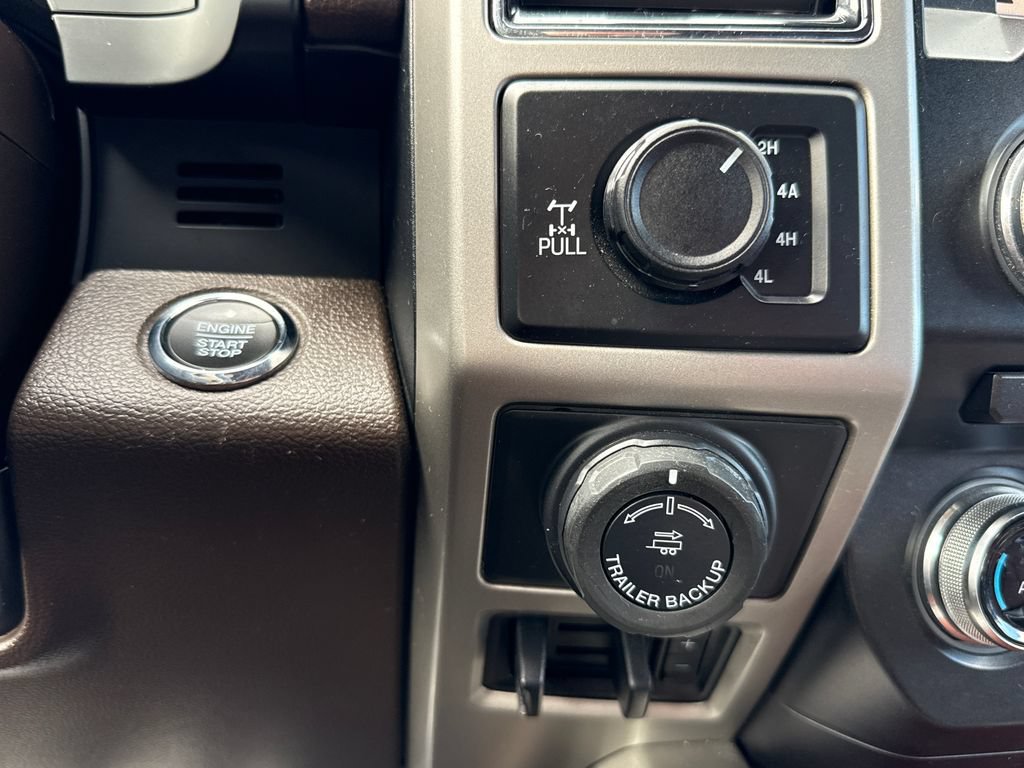 Used 2018 Ford F150 King Ranch w/ Equipment Group 601A Luxury AWD/4WD image 25