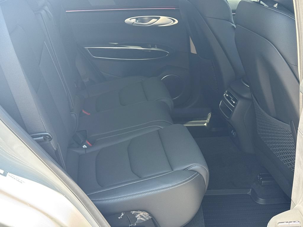 New 2026 Genesis GV70 2.5T AWD/4WD image 15