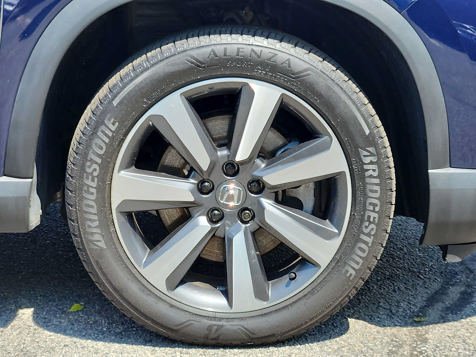 Certified 2024 Honda Pilot Touring image 8