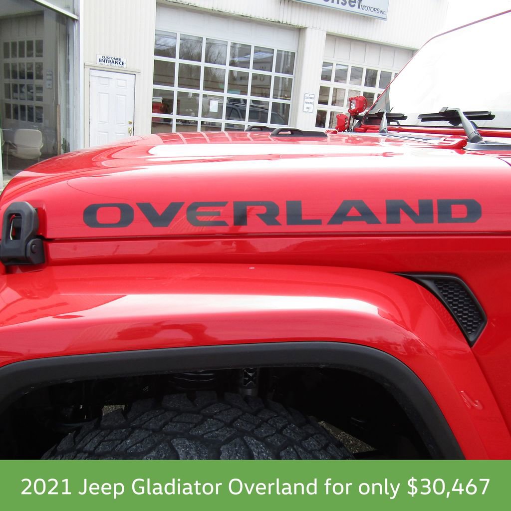 Used 2021 Jeep Gladiator Overland AWD/4WD image 4