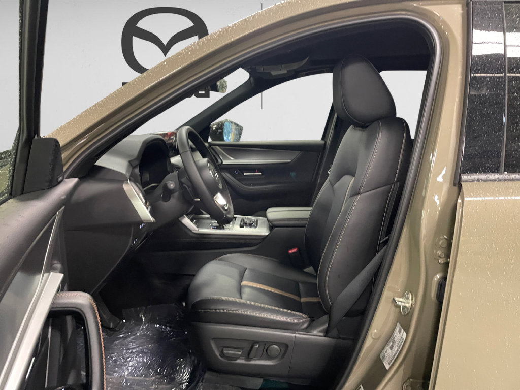 New 2026 MAZDA CX-70 3.3 Turbo w/ Premium Plus Pkg AWD/4WD image 8