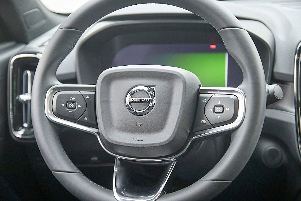 Certified 2023 Volvo C40 P8 Recharge Ultimate image 26