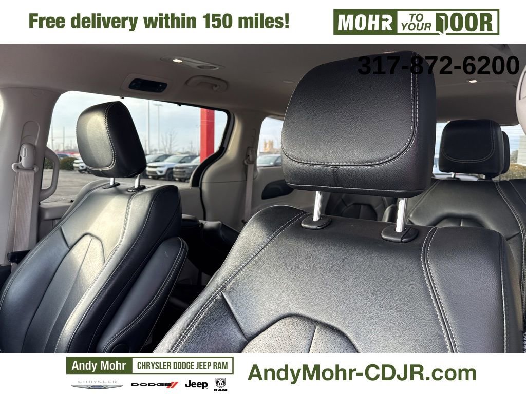 Used 2022 Chrysler Pacifica Touring-L image 8