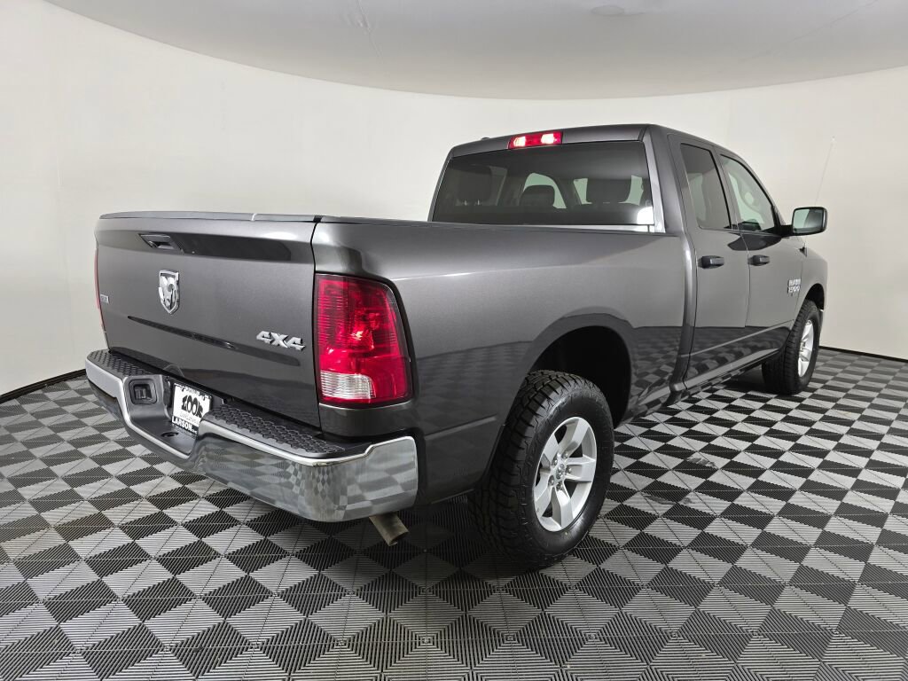 Used 2024 RAM 1500 Classic SLT image 3