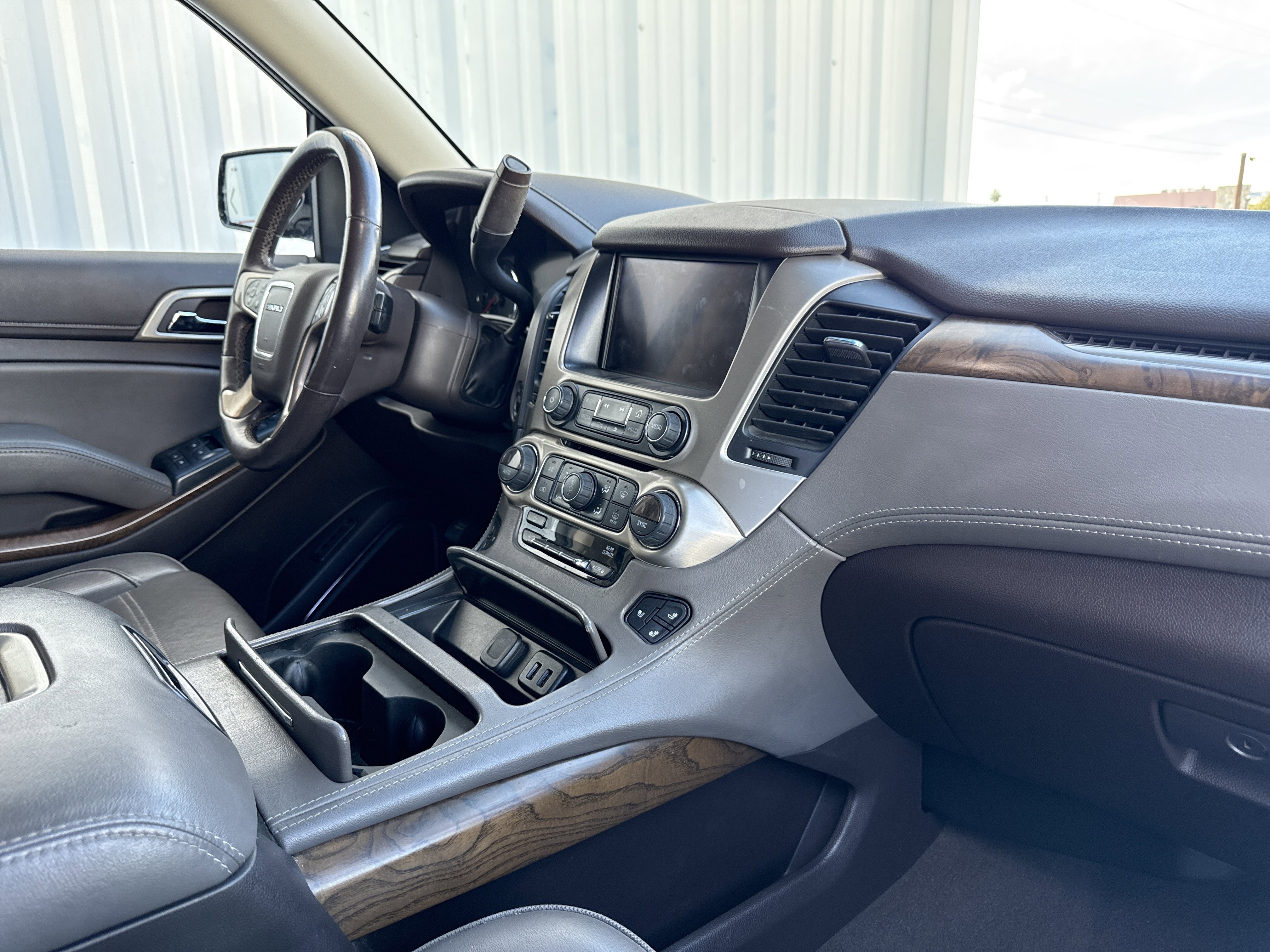 Used 2019 GMC Yukon Denali w/ Open Road Package image 40