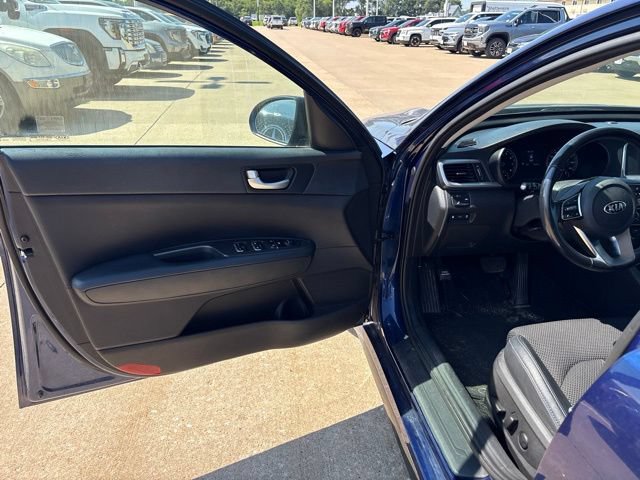 Used 2019 Kia Optima S w/ S Panoramic Sunroof Package FWD image 7