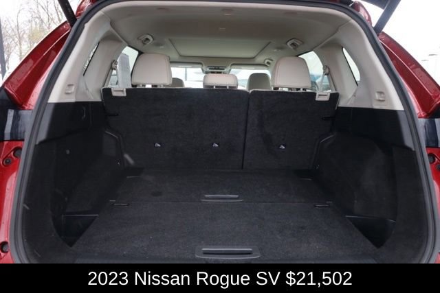 Used 2023 Nissan Rogue SV image 36