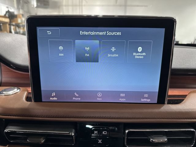 Used 2024 Lincoln Aviator Reserve w/ Jet Package AWD/4WD image 16