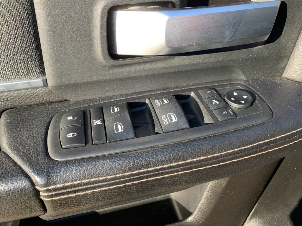 Used 2019 RAM 3500 Big Horn image 13