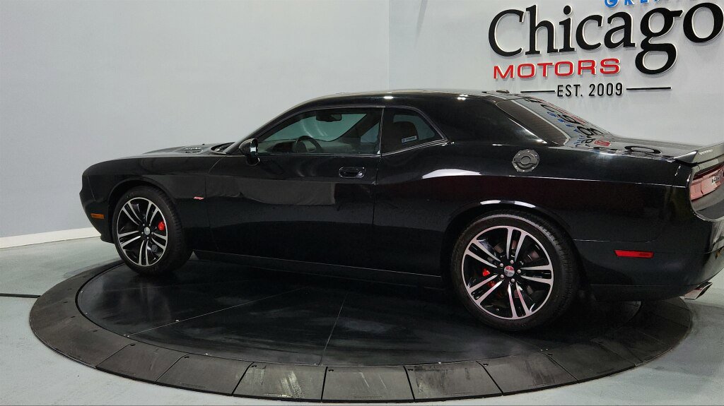 Used 2009 Dodge Challenger SRT8 w/ SRT Option Group II RWD image 8