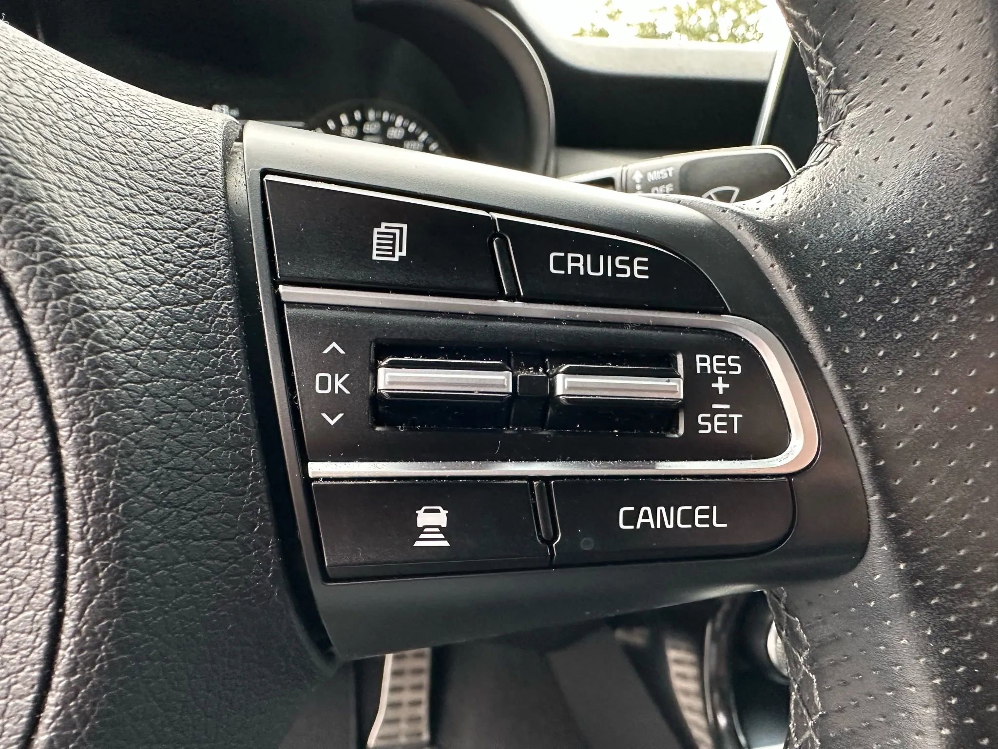 Used 2019 Kia Stinger GT2 image 33