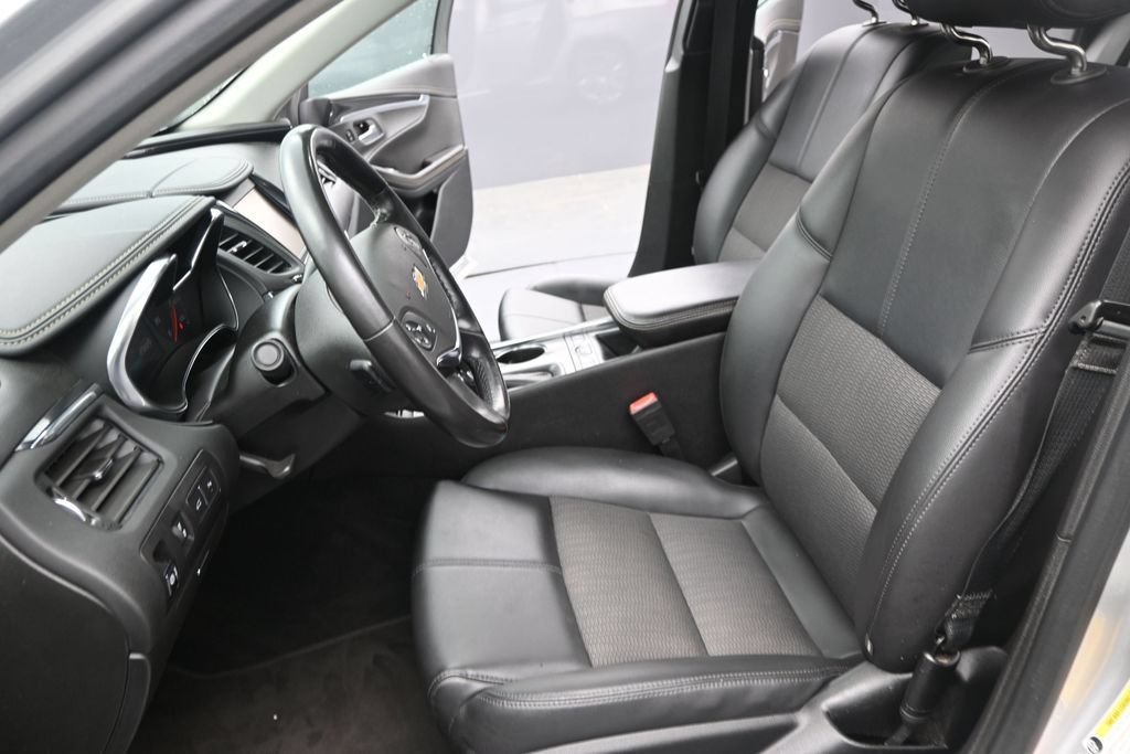Used 2020 Chevrolet Impala LT w/ LT Convenience Package FWD image 15