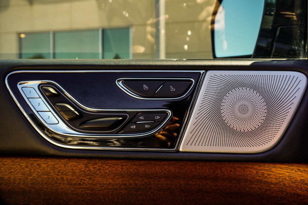 Used 2023 Lincoln Navigator L Black Label image 39