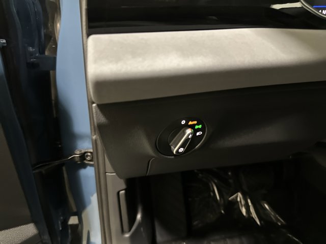 New 2026 Volkswagen Jetta SE image 35