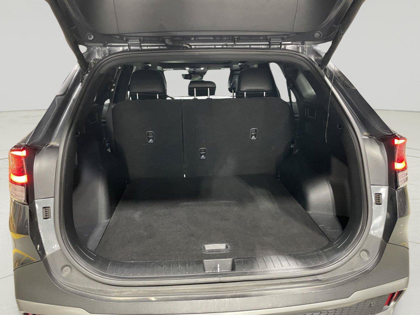 Used 2024 Kia Sportage X-Line w/ X-Line Premium Package AWD/4WD image 9