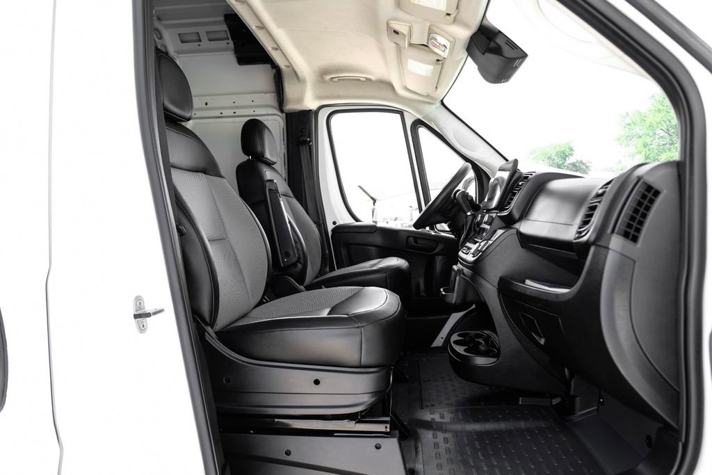 Used 2023 RAM ProMaster 2500 w/ Premium Convenience Group (B) image 32