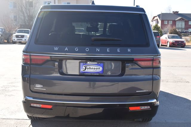 Used 2022 Jeep Wagoneer Series III AWD/4WD image 6