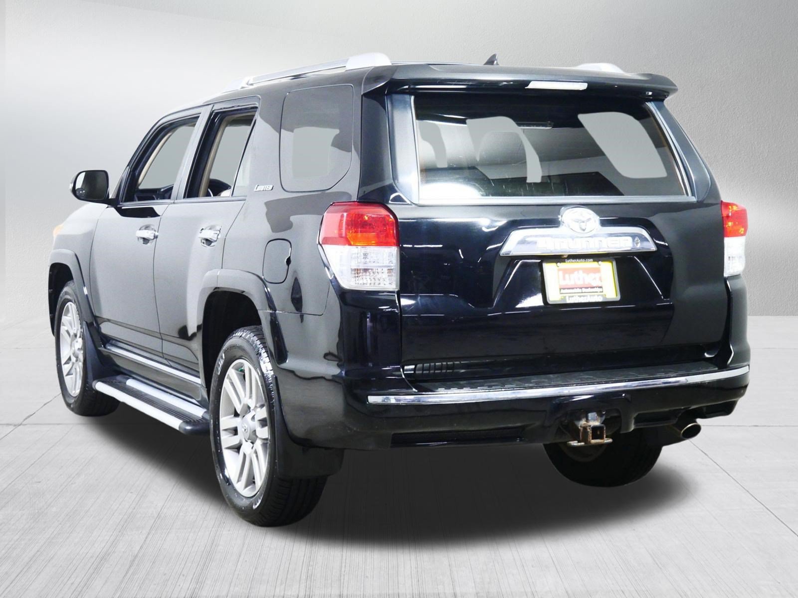 Used 2012 Toyota 4Runner Limited w/ Convenience Pkg AWD/4WD image 5