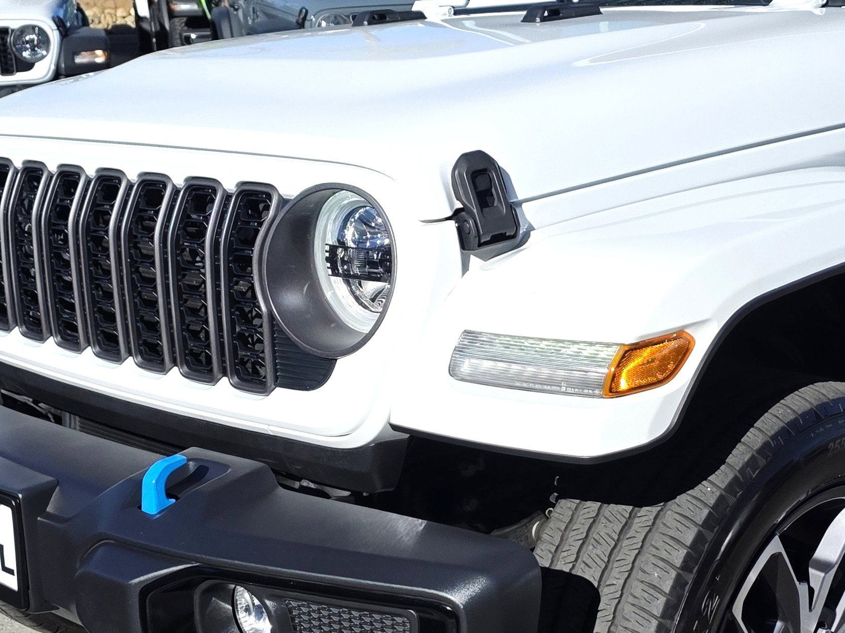 Used 2024 Jeep Wrangler Sport S image 8