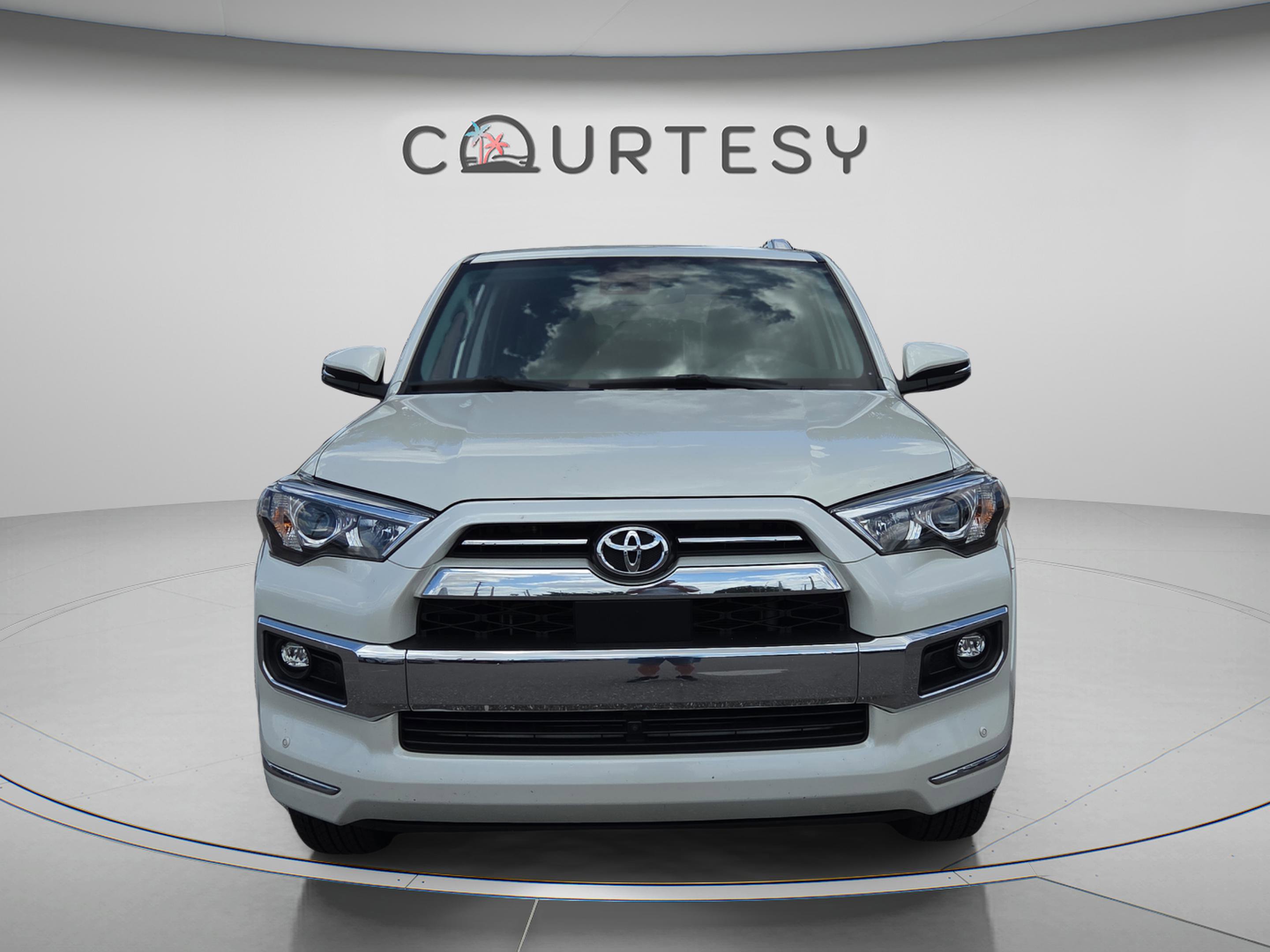Certified 2022 Toyota 4Runner Limited AWD/4WD image 8