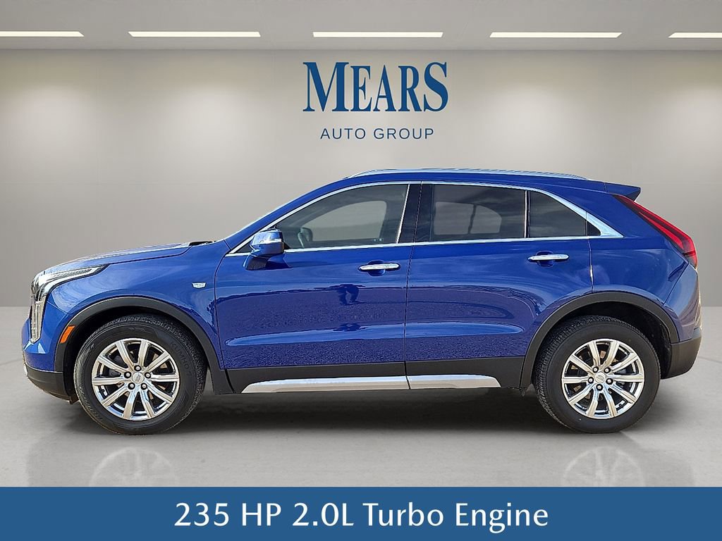 Used 2022 Cadillac XT4 Premium Luxury w/ Safety Alert Package image 3