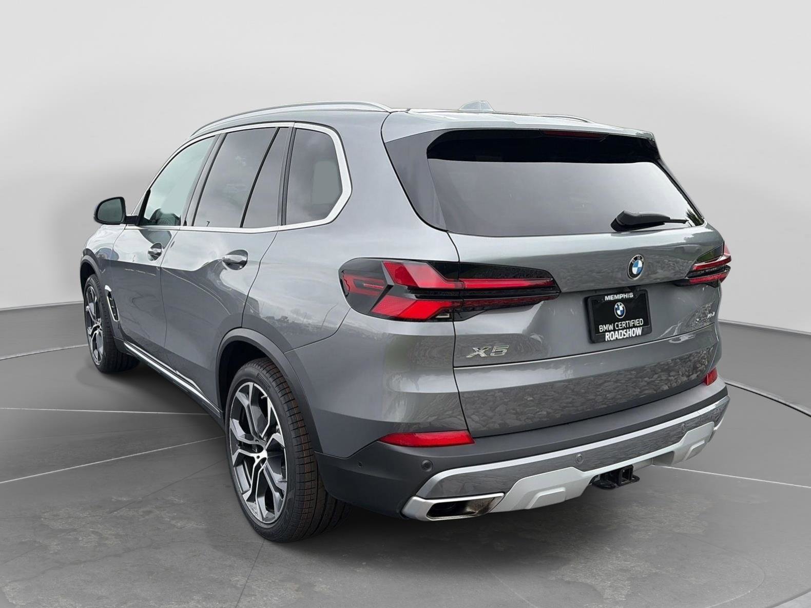 Certified 2024 BMW X5 sDrive40i RWD image 3