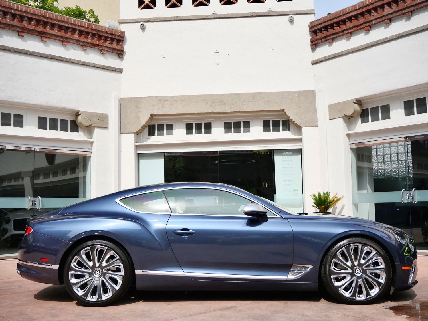Used 2023 Bentley Continental GT Mulliner image 5