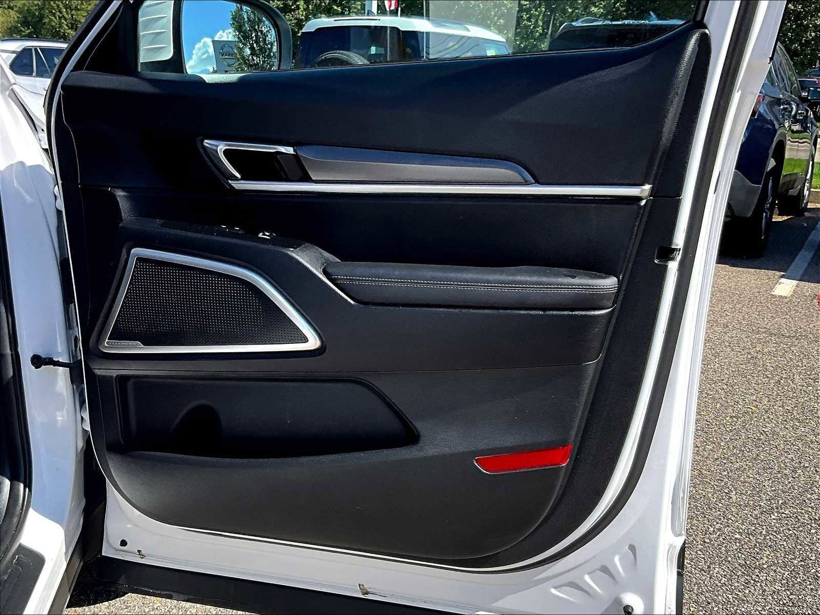 Used 2023 Kia Telluride S image 12