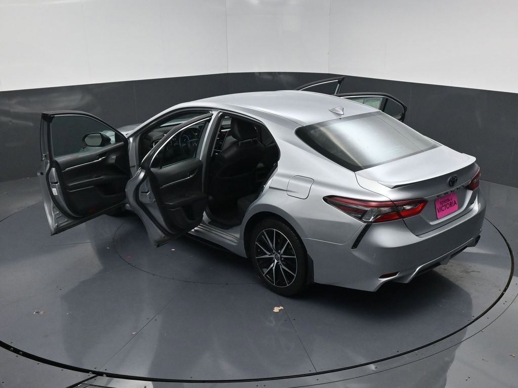 Used 2023 Toyota Camry SE image 23