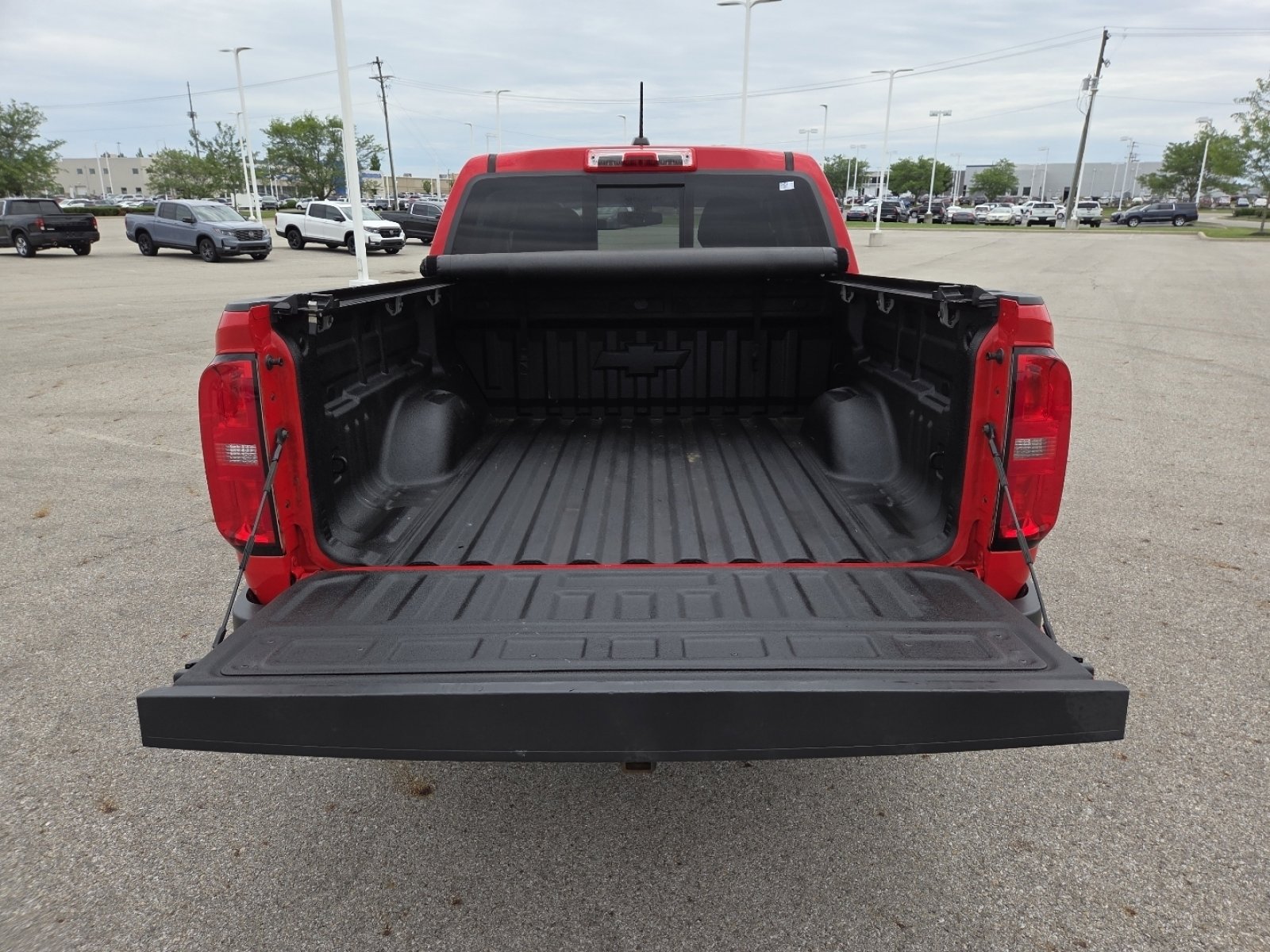 Used 2020 Chevrolet Colorado LT w/ LT Convenience Package AWD/4WD image 17