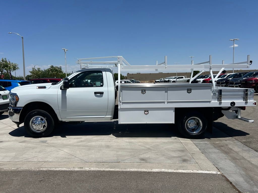 New 2024 RAM 3500 Tradesman AWD/4WD image 3