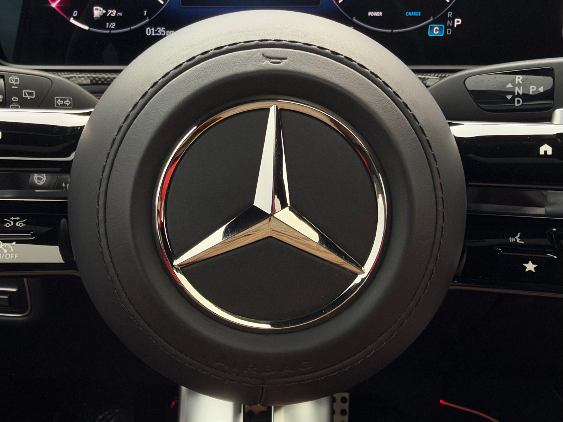 Used 2025 Mercedes-Benz G 550 image 38