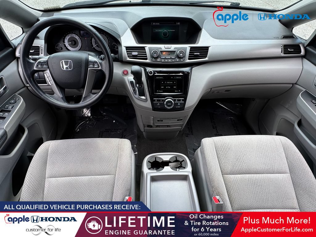 Used 2016 Honda Odyssey SE image 16