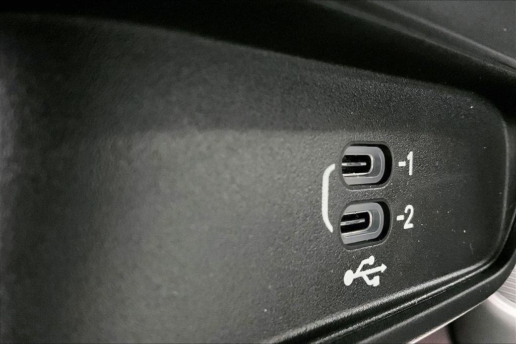 New 2026 Chrysler Pacifica Select image 22