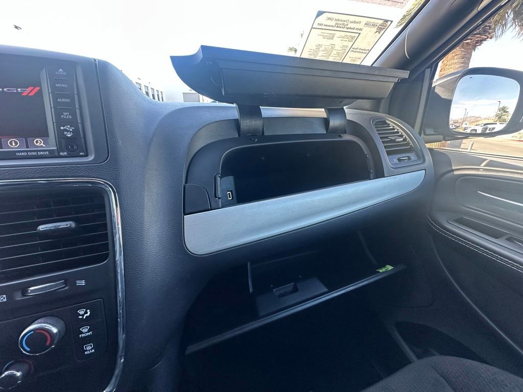 Used 2015 Dodge Grand Caravan SXT w/ Blacktop Package FWD image 31