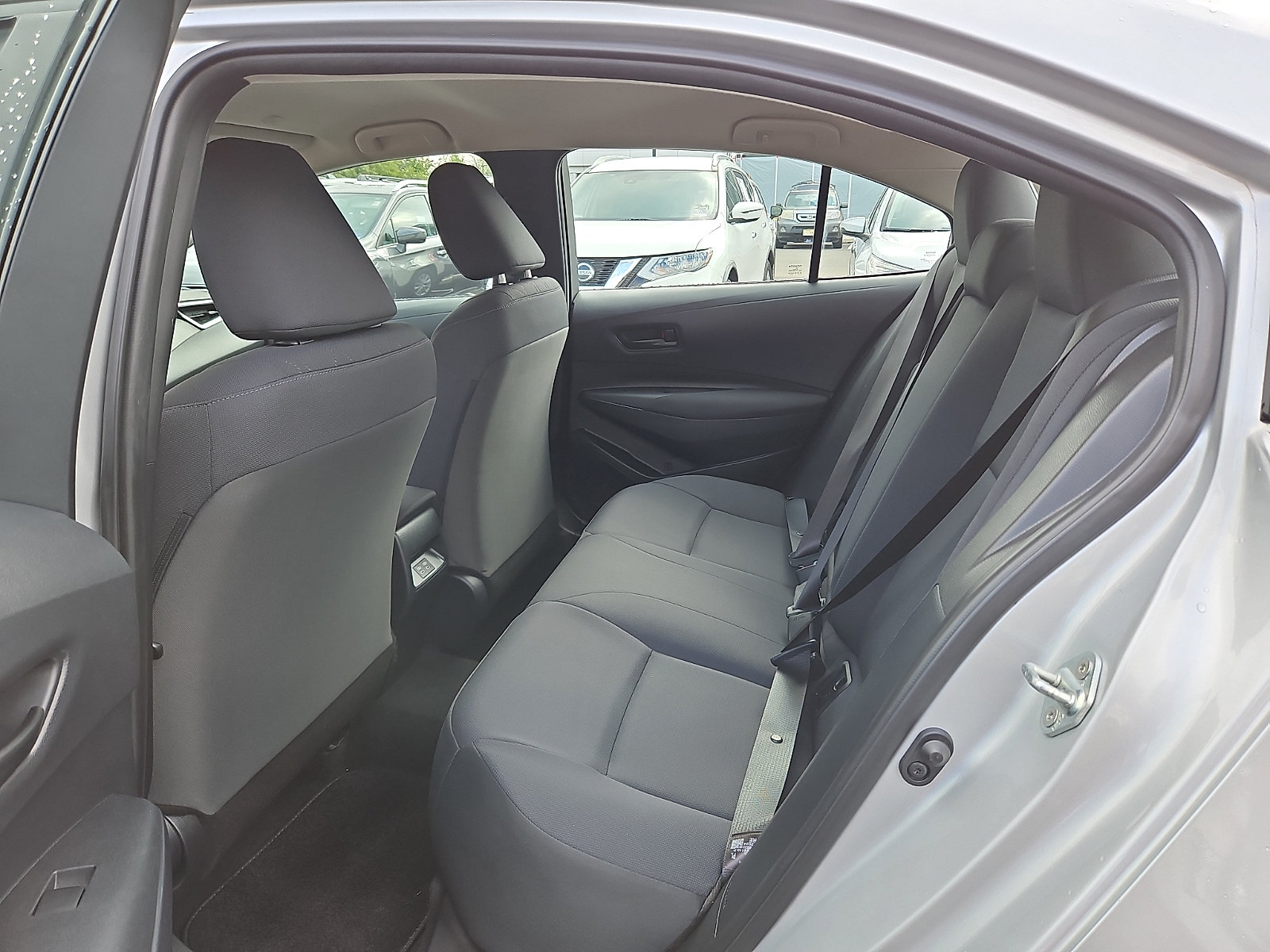 Used 2024 Toyota Corolla LE FWD image 10