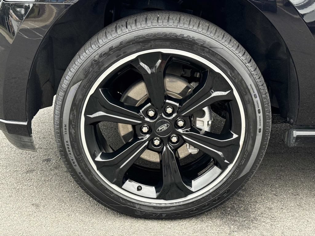 Used 2024 Ford Expedition Limited AWD/4WD image 8
