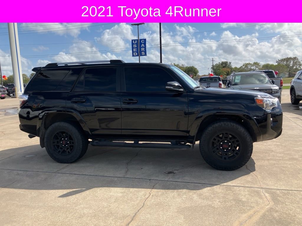 Used 2021 Toyota 4Runner SR5 Premium image 9