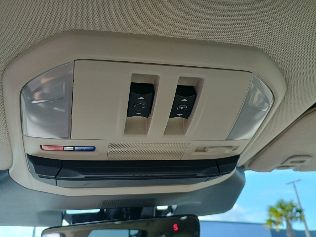 Certified 2023 Subaru Ascent Limited w/ Technology Package image 35