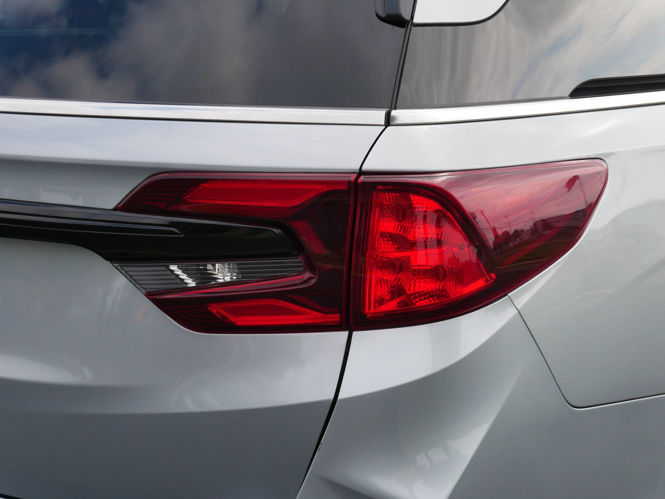 Used 2025 Honda Odyssey EX-L image 17