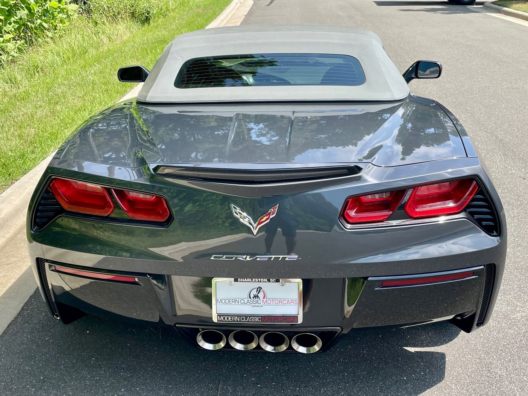 Used 2014 Chevrolet Corvette Stingray Convertible w/ 2LT Preferred Equipment Group image 21